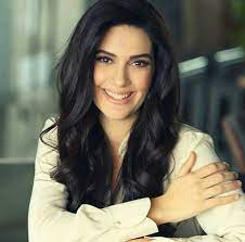 Bergüzar gökçe korel 27 ağustos 1982, i̇stanbul, türk oyuncu, televizyon sunucusu ve şarkıcı. 20 Berguzar Korel Ideas Actresses Celebrities Turkish Actors