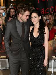 Robert pattinson and kristen stewart dated from may, 2009 to may, 2013. Robert Pattinson Girlfriends 2021 Who Is Robert Dating Now