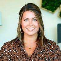 Amber Crippen's Instagram, Twitter & Facebook