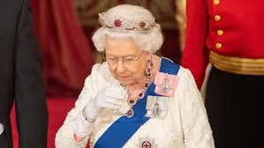Colección de esterina gp • última actualización: El Truco De Los Sirvientes Para Evitar Que La Reina De Inglaterra Sea Envenenada En Los Banquetes