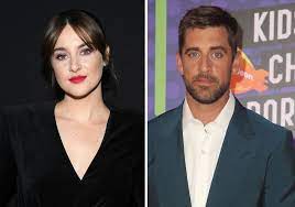 Find the perfect shailene woodley stock photos and editorial news pictures from getty images. So Erinnert Sich Shailene Woodley An Ihre 1 Liebe Promiflash De