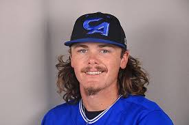 Pitts overcomes slow start, swinging hot bat at Carl Albert State College