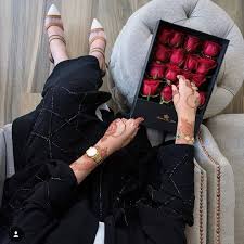 Jun 25, 2021 · في أول ظهور لها منذ تعافيها نشرت الفنانة فيفي عبده فيديو لها عبر حسابها الرسمي على موقع فيسبوك تحدثت خلاله إلى متابعيها وقالت أنها قدمت إلى الساحل الشمالي للحصول على فيتامين«دال» بعد تعافيها والتعرض للشمس وتابعت. Facebook