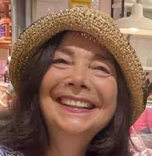 Talk about a dreamy duo!🛏️ is back at the Met this fall as the  sleepwalking Amina in Bellini's La Sonnambula, opposite Xabier Anduaga as  her fiancé, Elvino. Check out this peek into