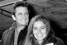 Apr 07, 2021 · while the world was falling in love with june carter and johnny cash's romance, cash's first wife, vivian liberto, quietly raised her and cash's four daughters, rosanne, kathy, tara, and cindy. Remember When Johnny Cash Proposed To June Carter Onstage