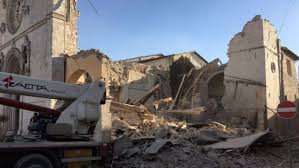 Scenariul ultimelor ore din viaţa lui toma caragiu îşi are primul cadru în decorul unei dimineţi de. 43 De Ani De La Cutremurul Din 1977 Soldat Cu Aproape 1600 De MorÈi Èi Peste 11 Mii De RÄniÈi Imagini Din Arhiva Tvr Ziar Gazeta De Cluj