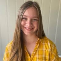 Rose Galloway's Instagram, Twitter & Facebook