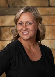 Stacey Gravatt's Instagram, Twitter & Facebook