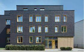 Nachfolgend finden sie eine auswahl aktueller exposés zum thema „wohnung mieten aus unserem portfolio. Wohnung Mieten Mietwohnung In Hamburg Stellingen Immonet