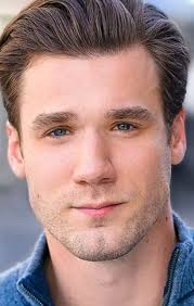 Дерек Северсон