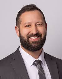 Andrew Lash's Instagram, Twitter & Facebook