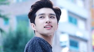 10분이라도 더 보려고 (just for a moment), 하나하나 세어본다 (counting one by one), 유성우 (meteor shower), 진심으로 갈게 (with all my heart). Vixx Ken Reportedly To Play Leading Role In New Web Drama Tofu Personified More On