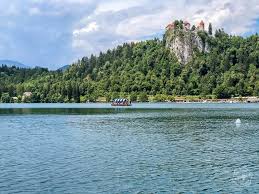 Niesamowity widok na jezioro bled. Jezioro Bled Pomysl Weekend Slowenia Travelstory