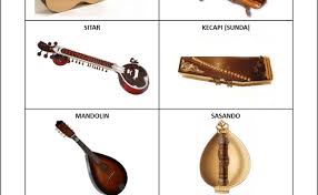 Maka dapat kita katakan kalau indonesia termasuk dari pusatnya alat musik kesenian tradisional yang terkenal diantara kalangan negara negara di dunia. 4 Jenis Alat Musik Petik Cute766