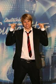 Die letzte prüfung des dschungelcampjahres steht bevor und damit prince damien muss in die prüfung übung macht den meister. A R Haexlzd6m