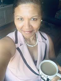 Hey Friends! Thanks for all your beautiful posts! Keep it up! Still having  phone issues but I'm working around it. I hope your day has been as  gorgeous as mine! 68 for