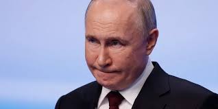 Chinese Banks Fear US Sanctions, Curtail Yuan Transactions with Russia