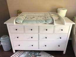Ikea Hemnes Als Wickelkommode Mit Wickelaufsatz Und Wickelauflage Ikea Wickelkommode Wickelkommode Hemnes Wickelkommode
