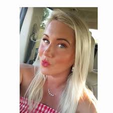 Anna Harlan (@newsjunkie0214)