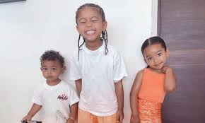 Fans were shocked to see how much north, saint, psalm and chicago have grown up. Kim Kardashian Sparks Major Reaction With Latest Photo Of Her Children Hello