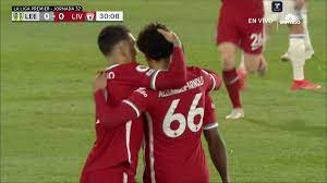 Mount sits fernandinho on the floor with clever touch. Mnpm A0x9okumm
