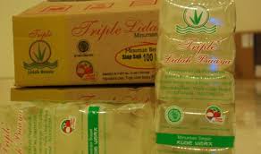 Lidah buaya bisa dimanfaatkan sebagai bahan alami untuk mengatasi jerawat. 25 Oleh Oleh Khas Pontianak Berupa Makanan Barang