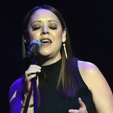 Hillary Lindsey Fans (@HillLindseyFans)