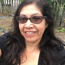 Martha Loredo's Instagram, Twitter & Facebook