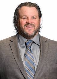 Jeff Knowles's Instagram, Twitter & Facebook