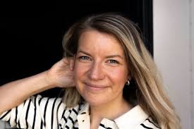 Eiendomsoverdragelser, Vestvågøy