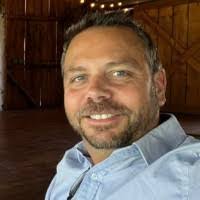 Aaron Raschke's Instagram, Twitter & Facebook