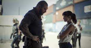 Armia umarłych netflixa to film o zombie z przesłaniem politycznym, twierdzi gwiazdor dzieła. Aewjadphqoya7m