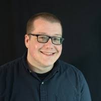 200+ perfiles de «Eck»