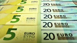 Cb Rf Ustanovil Kurs Dollara Na Segodnya V Razmere 61 9515 Rub Rambler Finansy