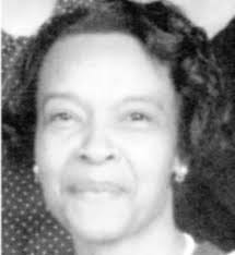 Etta Jennings's Instagram, Twitter & Facebook