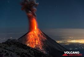 Зарубежный поп музыка для танцев регги. Photo Of The Month By Tom Pfeiffer A Strong Eruption Occurs On The Evening Of 25 Feb Producing A Tall Lava Fountain F Volcanodiscovery