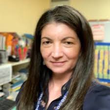 Katy Roussos (@KatyRoussos)