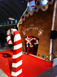På några av vinterbilderna har jag lagt in självaste jultomten. Stort Grattis Till Tomtens Pepparkaksfabrik Eventpersonal Se