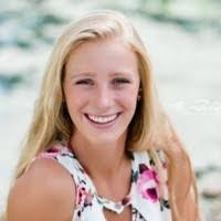 Lauren Rohr's Instagram, Twitter & Facebook