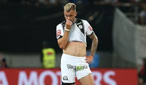 Hln plus je moet het peter zulj nageven: Sk Sturm Graz Begehrter Peter Zulj Verletzt Sich Im Training