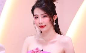 Cuộc sống chồng cũ của "chị đẹp" Quỳnh Nga ra sao sau 4 năm ly hôn?