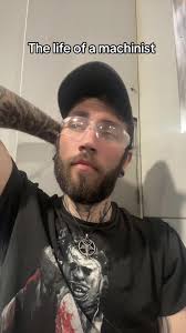 The dirty life of a #bluecollarman full of cuts, sweat, oil and blood  #tattoos #alt #alternative #machinistlife #single #fyp