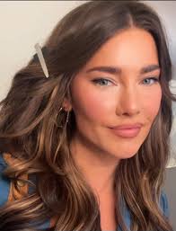 The Bold and the Beautiful✓