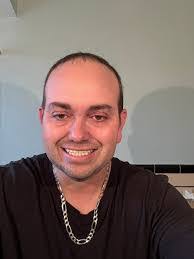 Robin Dewald's Instagram, Twitter & Facebook