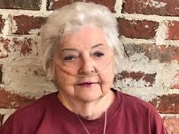 Elizabeth Schutz's Instagram, Twitter & Facebook