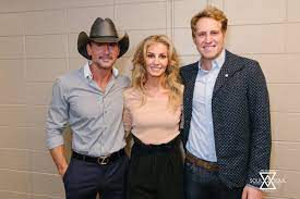 Ben Rector On Twitter Thanks Again To Thetimmcgraw And Faithhill For Having Me On The Soul 2 Soul Tour It Was A Genuine Honor