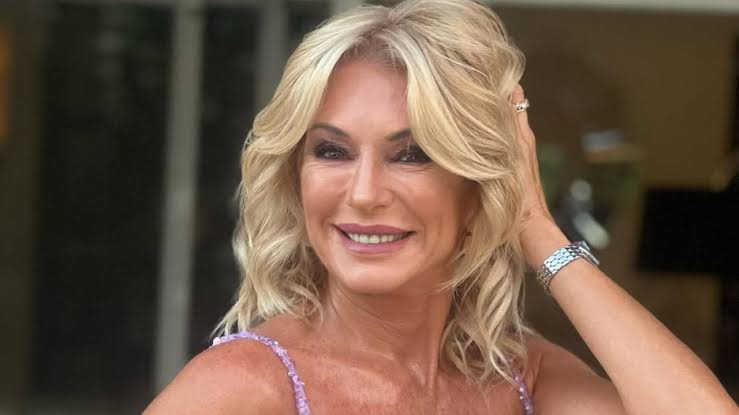 Así fueron los dos looks que lució Yanina Latorre en su mega fiesta de  cumpleaños: brillos y tendencias | Caras
