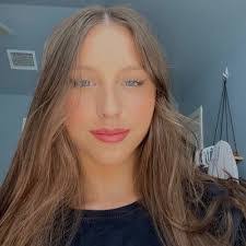 Ashley Haag's Instagram, Twitter & Facebook