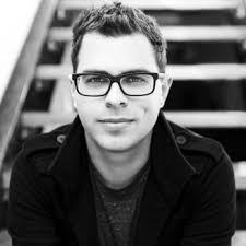 Richard Ludlow's Instagram, Twitter & Facebook