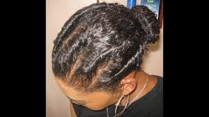 You can chill and lay back at the pool without having any damp hair bothering you. 9 Wash And Go Hairstyles Perfect For Afro Textured Strands